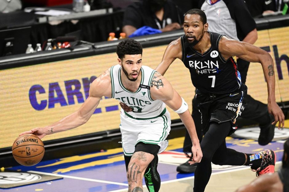 她在比赛中 她在比赛中