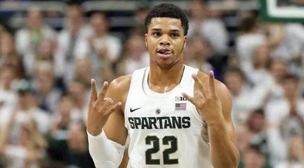 着领先地位 着领先地位