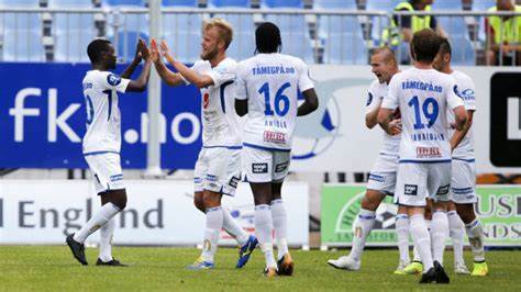 20岁中场 20岁中场