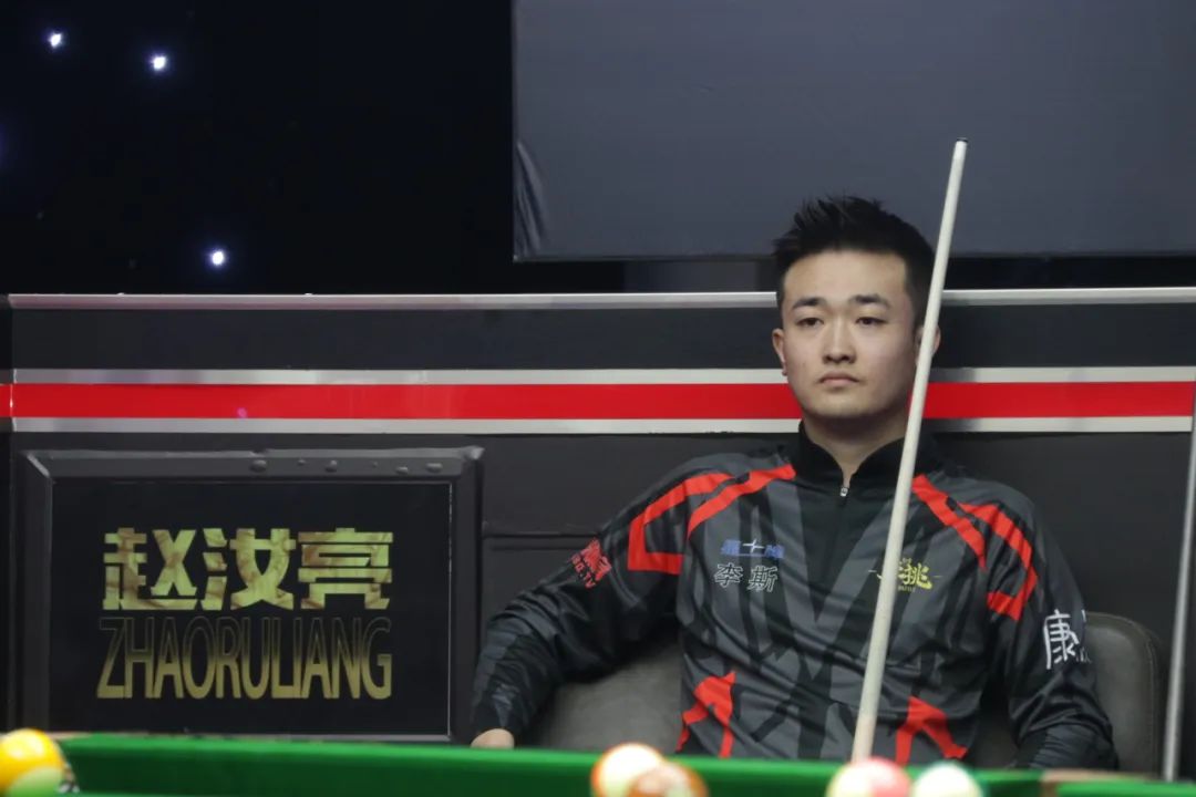 科贝电台：弗里克担忧巴萨状态 已多次强调“自大会毁掉更衣室”